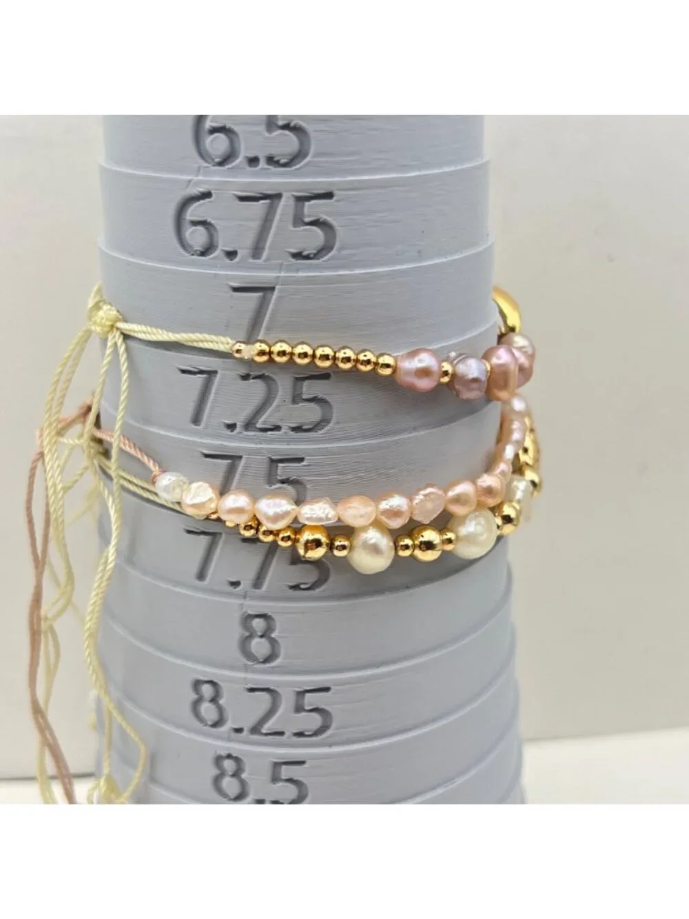 Set 3 Adjustable Bracelets Freshwater Pearls Gold Tone Pastel Pink Cowrie Heart - Picture 10 of 14